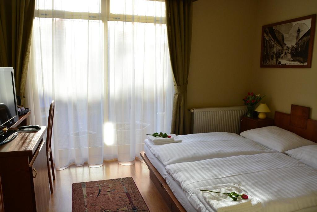 Hotel Banderium Komárno Habitación foto
